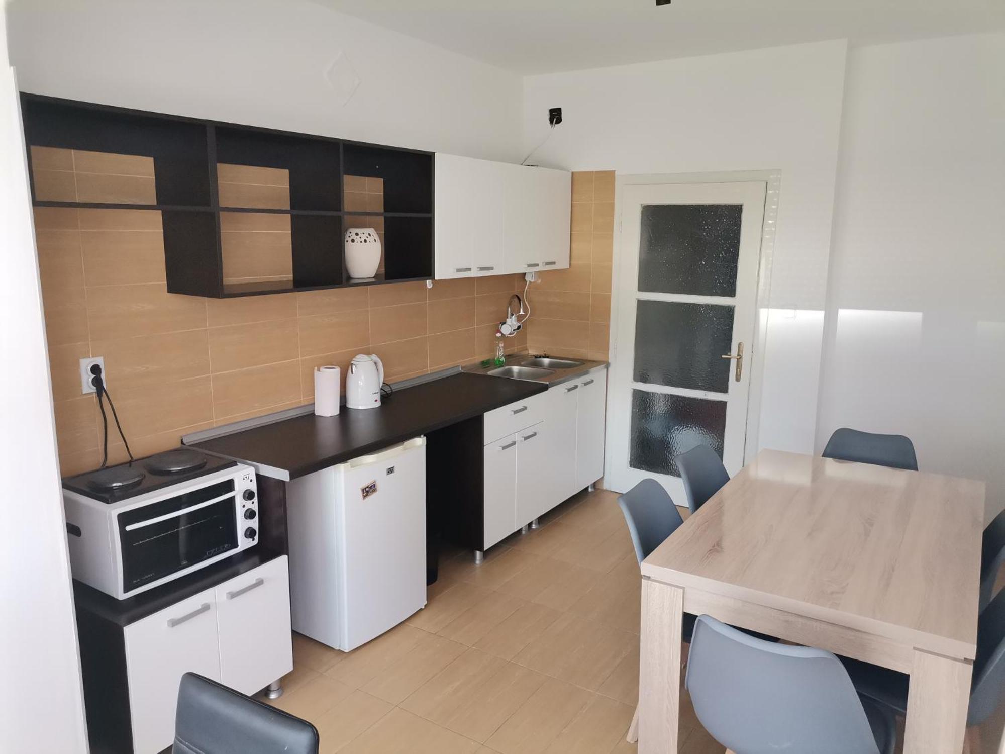 Calla 5 Apartment - Main Square, In The City Shopping Center - Parking Slot With Security And Video Camera Skopje Exteriér fotografie